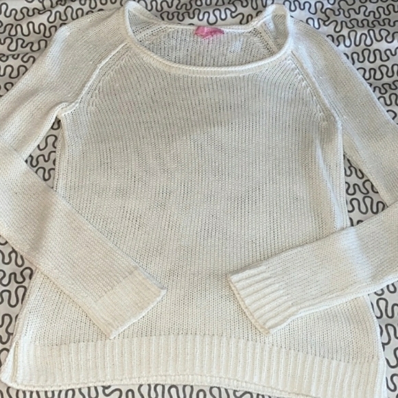 Lilly Pulitzer Sweaters - Lilly Pulitzer Cream Colored Light Weight Sweater